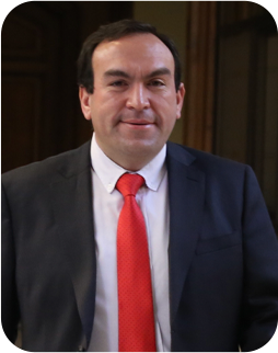 Diputados UDI ofician y envían antecedentes al SII tras video del ministro de Agricultura comprando a vendedores informales en una feria