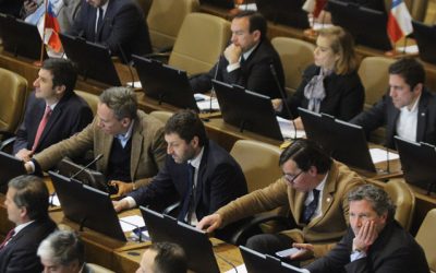 Bancada UDI pide sesión «urgente» para votar proyecto que revoca por ley pensiones de gracia