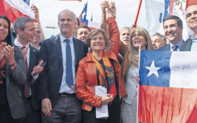 Evelyn Matthei llegó al Servel para inscribir su candidatura presidencial