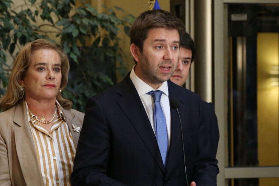 Bancada UDI anuncia comisión investigadora por millonarias deudas con el Estado